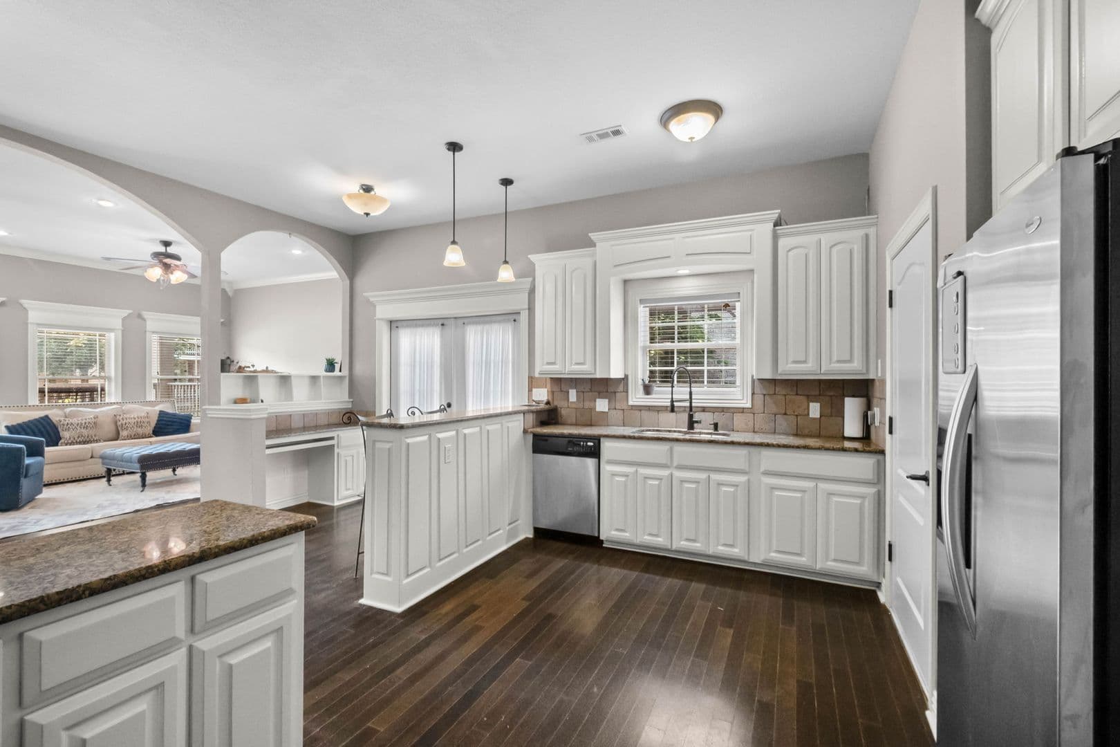 Fayetteville House: 563 North Tennyson Lane