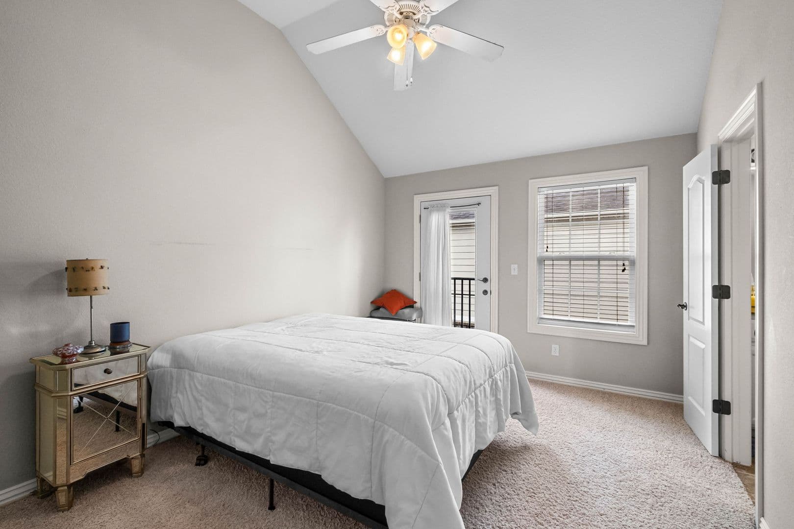 Fayetteville House: 563 North Tennyson Lane