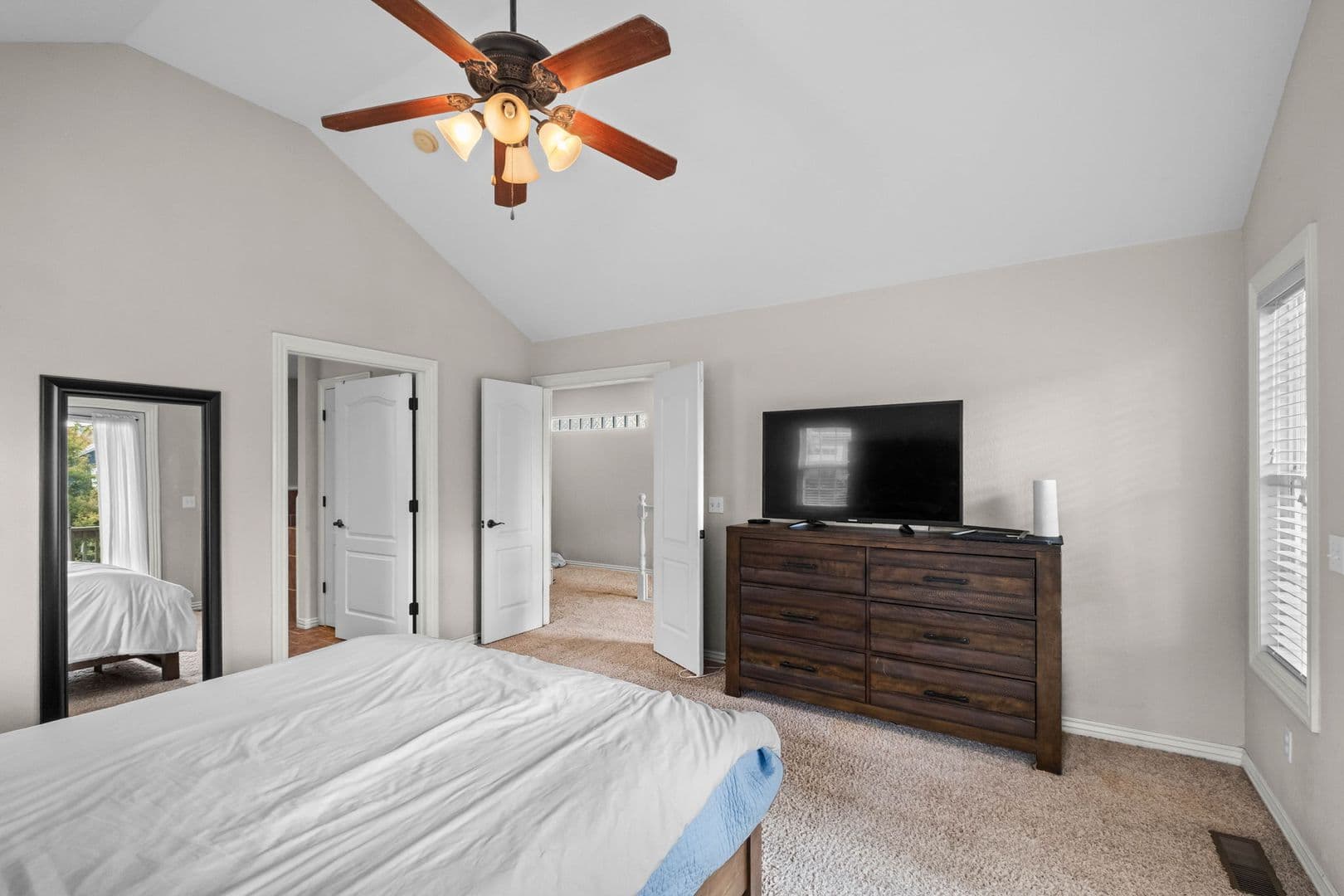 Fayetteville House: 563 North Tennyson Lane