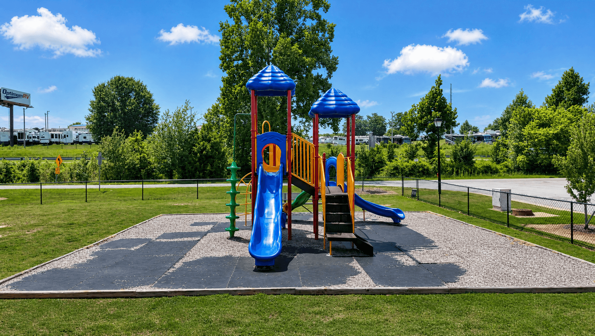 Inman Apartment: 1202 Chelsey Ln