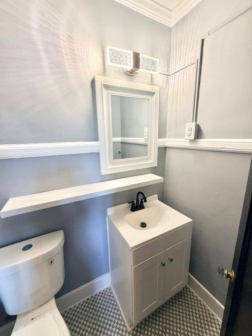 Charlotte Apartment: 508 N. Tryon Street - 218