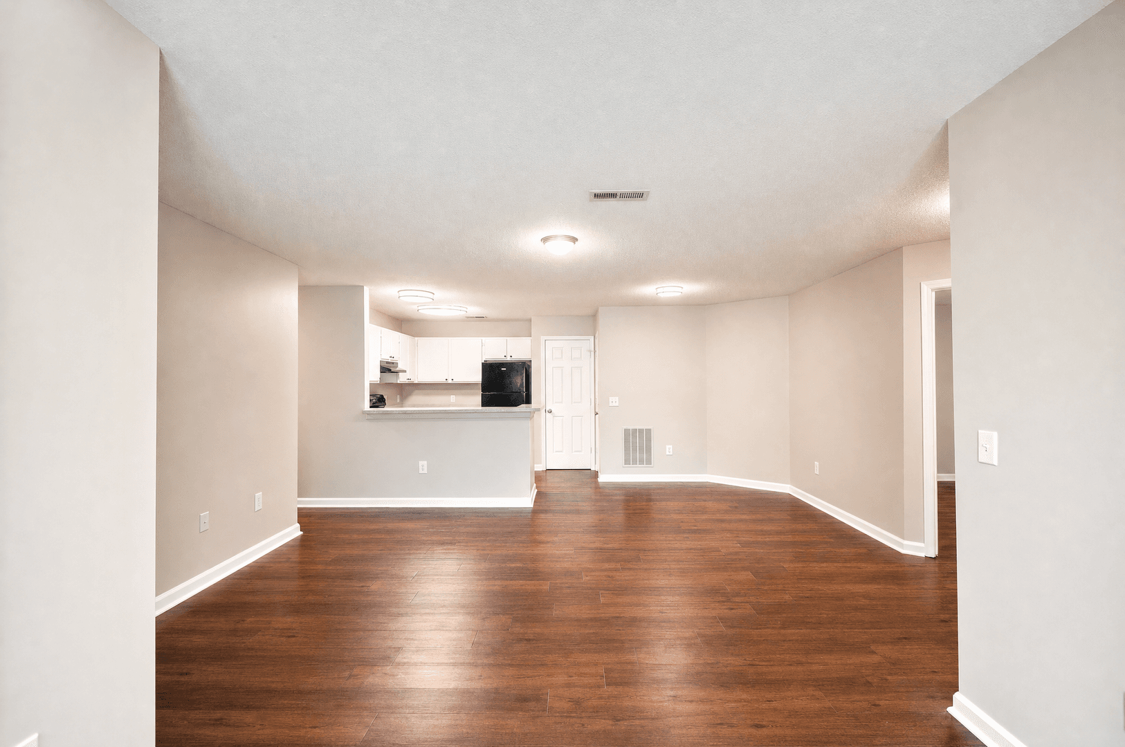 Gaffney Apartment: 112 Martin Lane