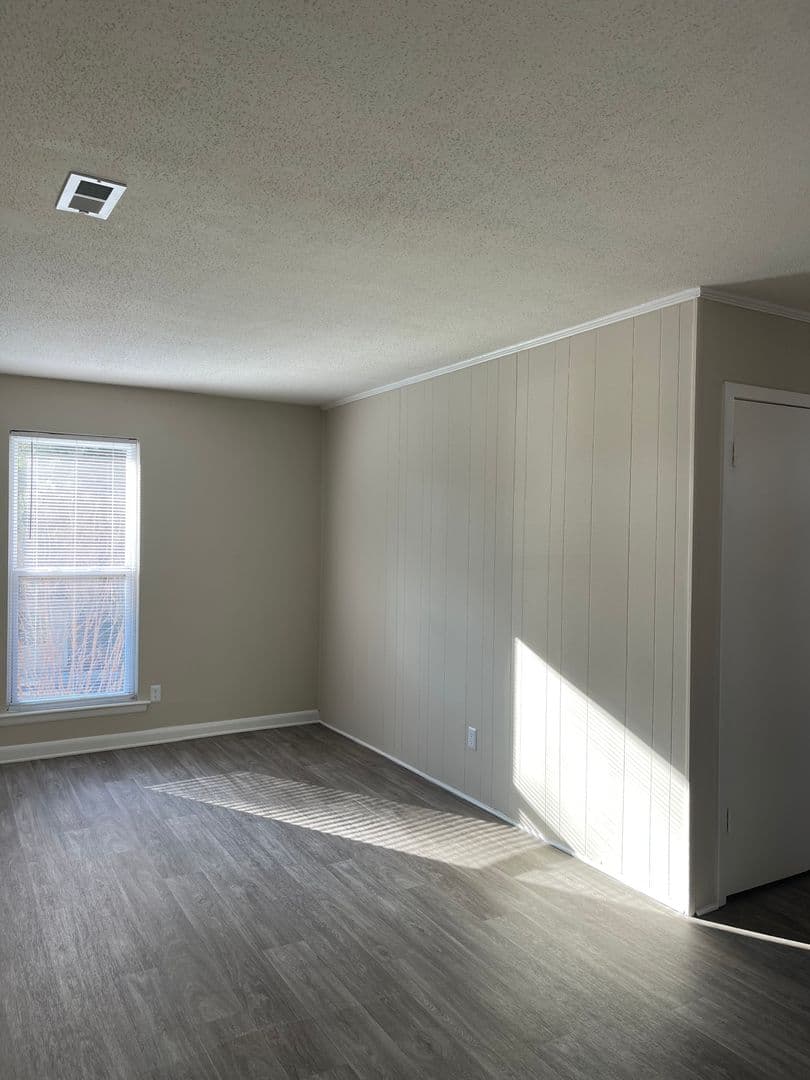Fayetteville Apartment: Blanton Road