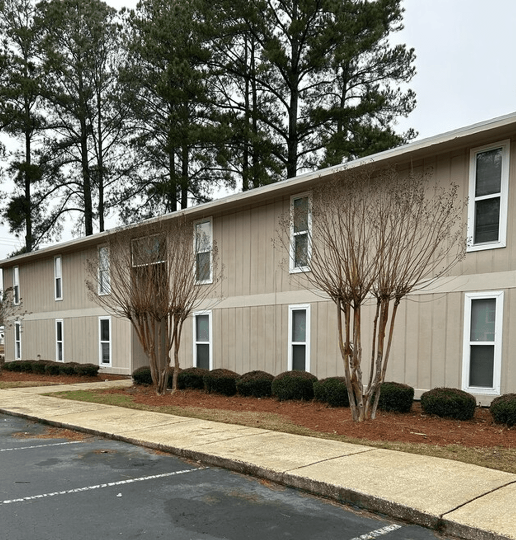 Fayetteville Apartment: Blanton Road