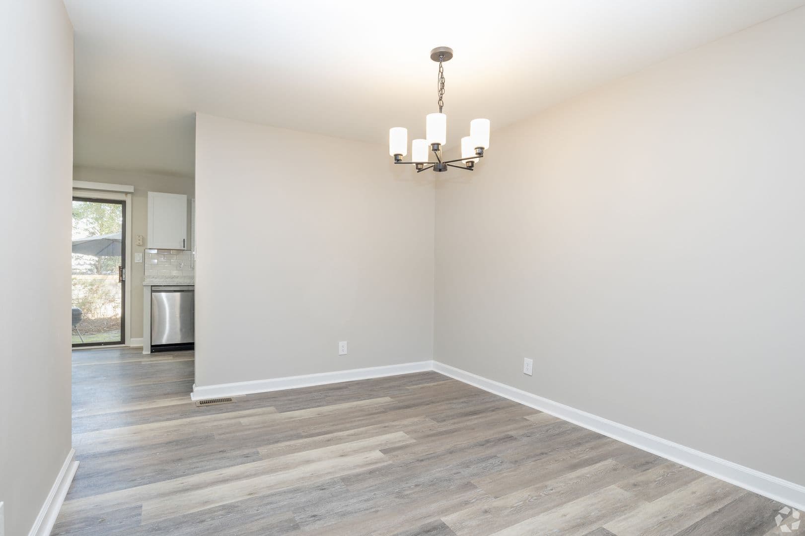 Fayetteville Apartment: 230 Pinecrest Drive