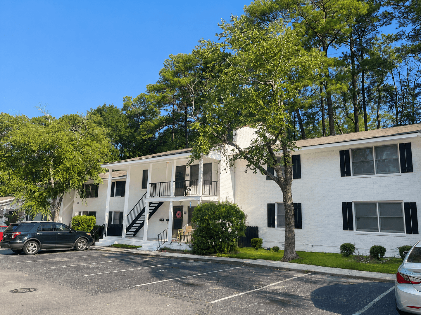 Fayetteville Apartment: 230 Pinecrest Drive