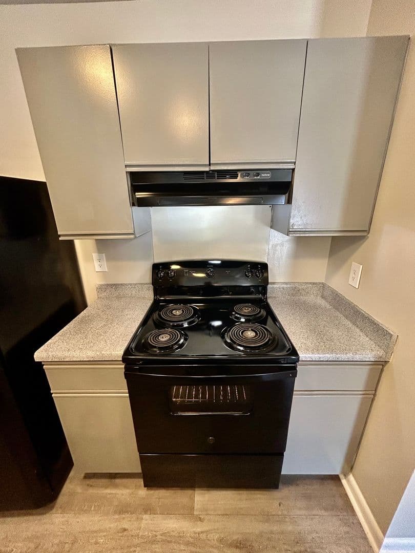 Fayetteville Apartment: 1033 Appamattox Ct