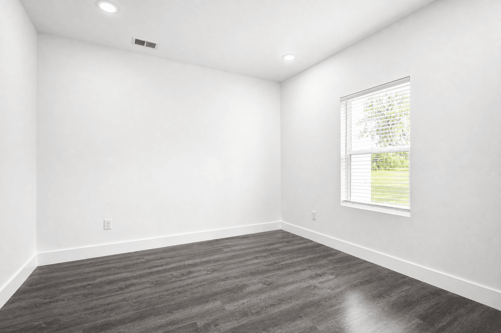 Inman Apartment: 1202 Chelsey Ln
