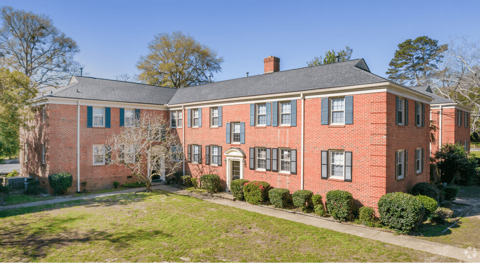Fayetteville Apartment: 1107 W Rowan St
