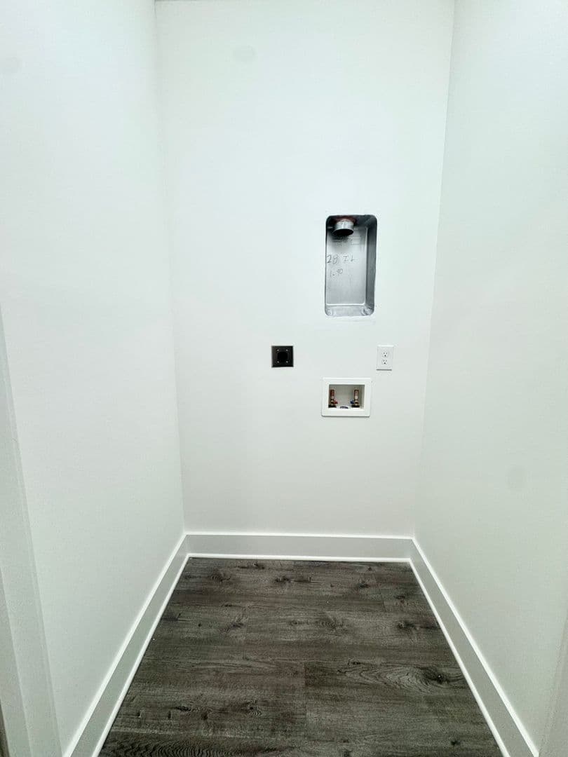 Rock Hill Apartment: 175 West Black Street