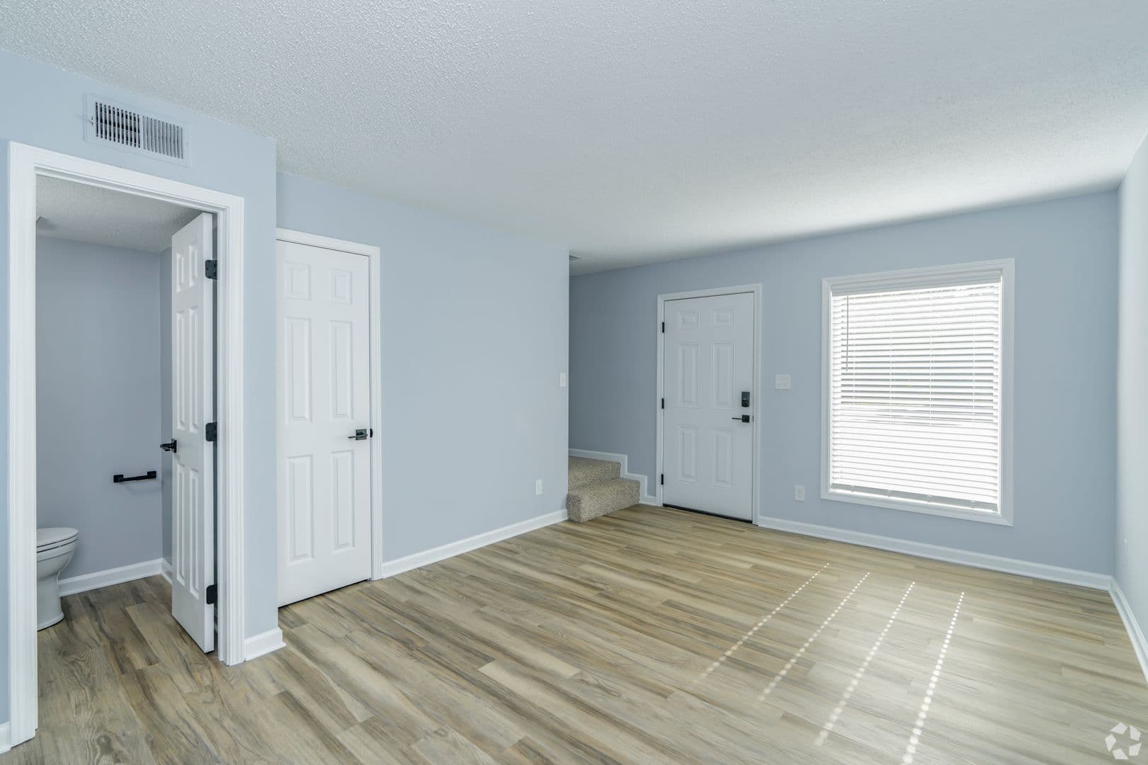 Mount Holly Townhome: 300 E Charlotte Ave