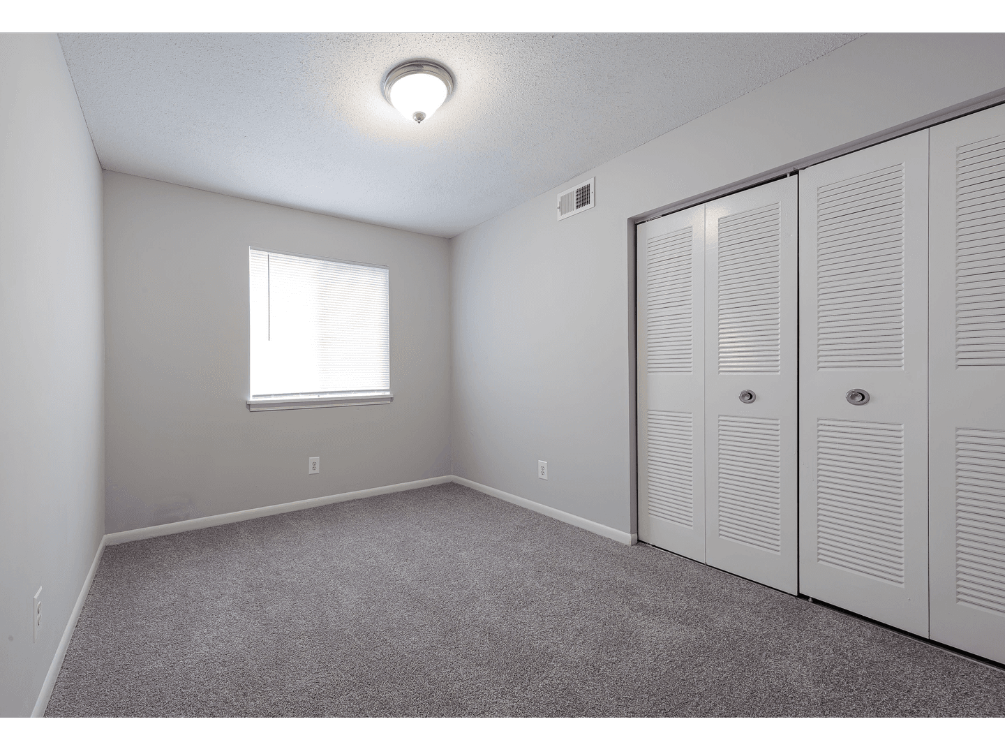 Jacksonville Apartment: 301 Village Drive