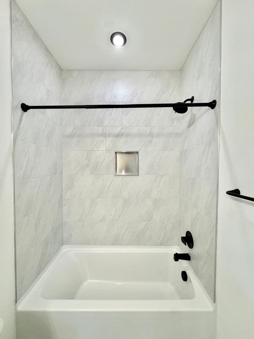 Rock Hill Apartment: 175 West Black Street