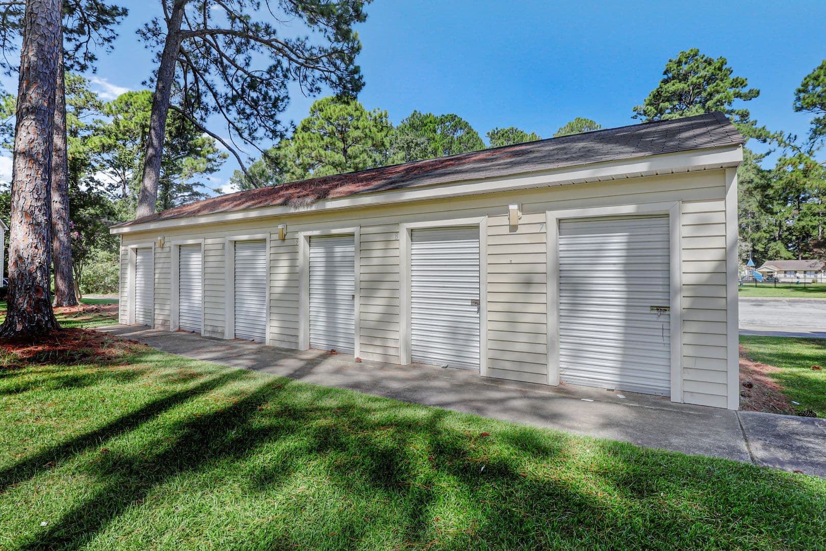 Jacksonville Apartment: 301 Village Drive