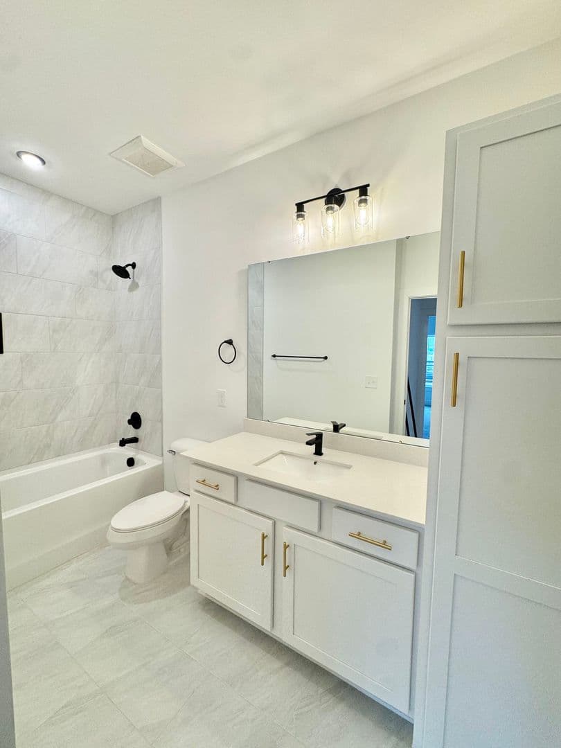 Rock Hill Apartment: 175 West Black Street