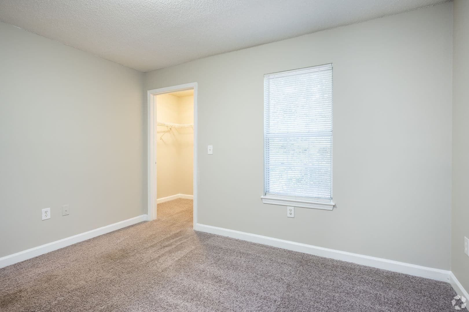 Gaffney Apartment: 112 Martin Lane