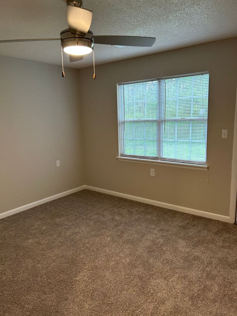 Fayetteville Apartment: 1033 Appamattox Ct