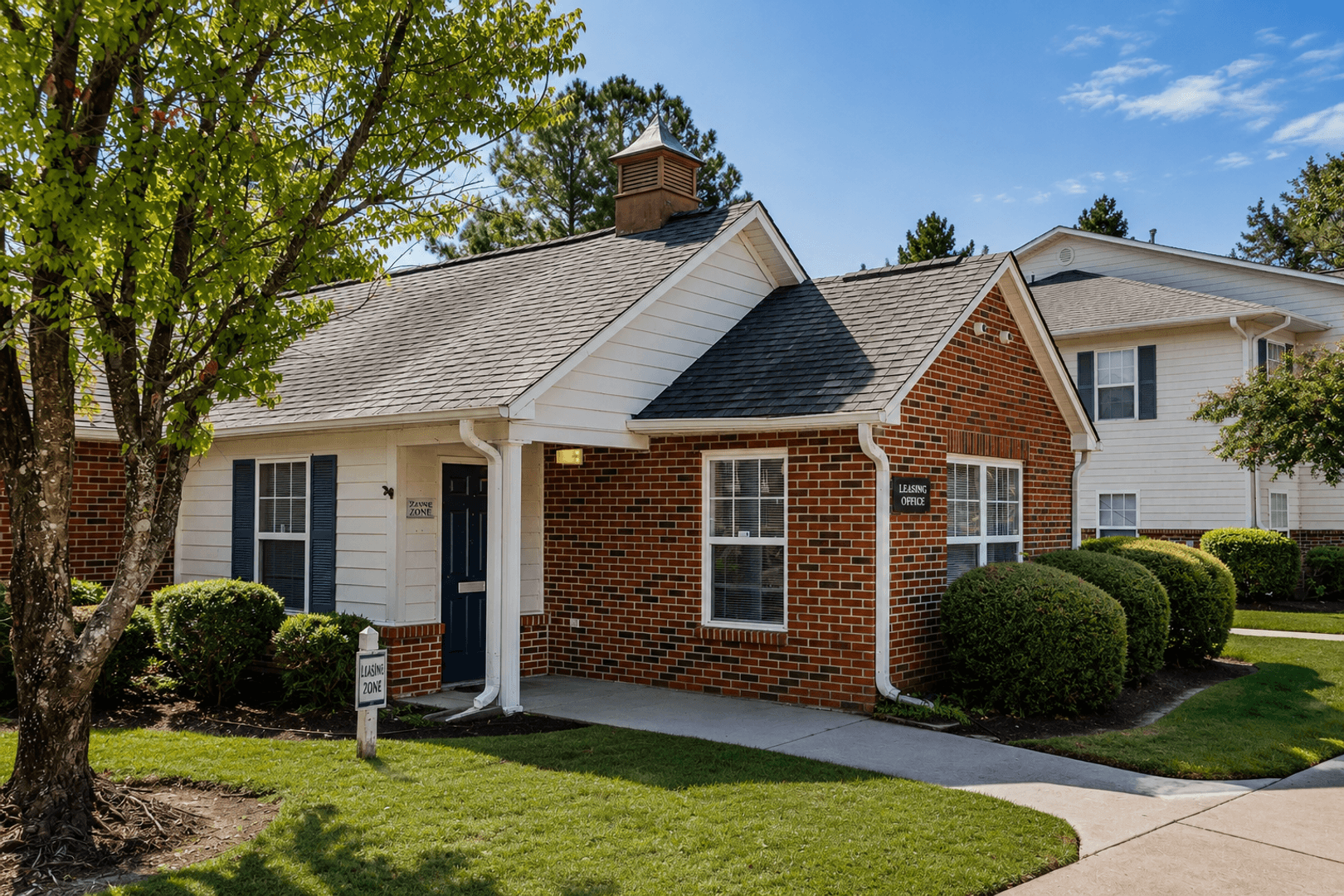 Summerville Apartment: 246 Pidgeon Bay Rd