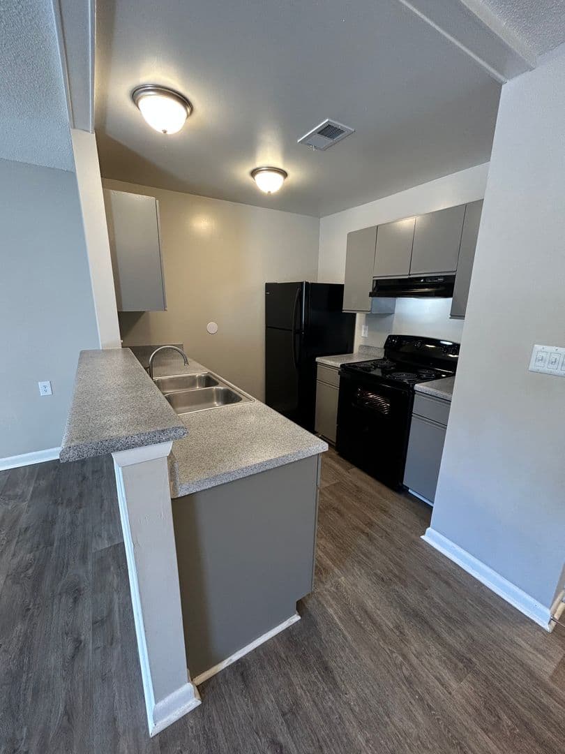 Fayetteville Apartment: 1033 Appamattox Ct