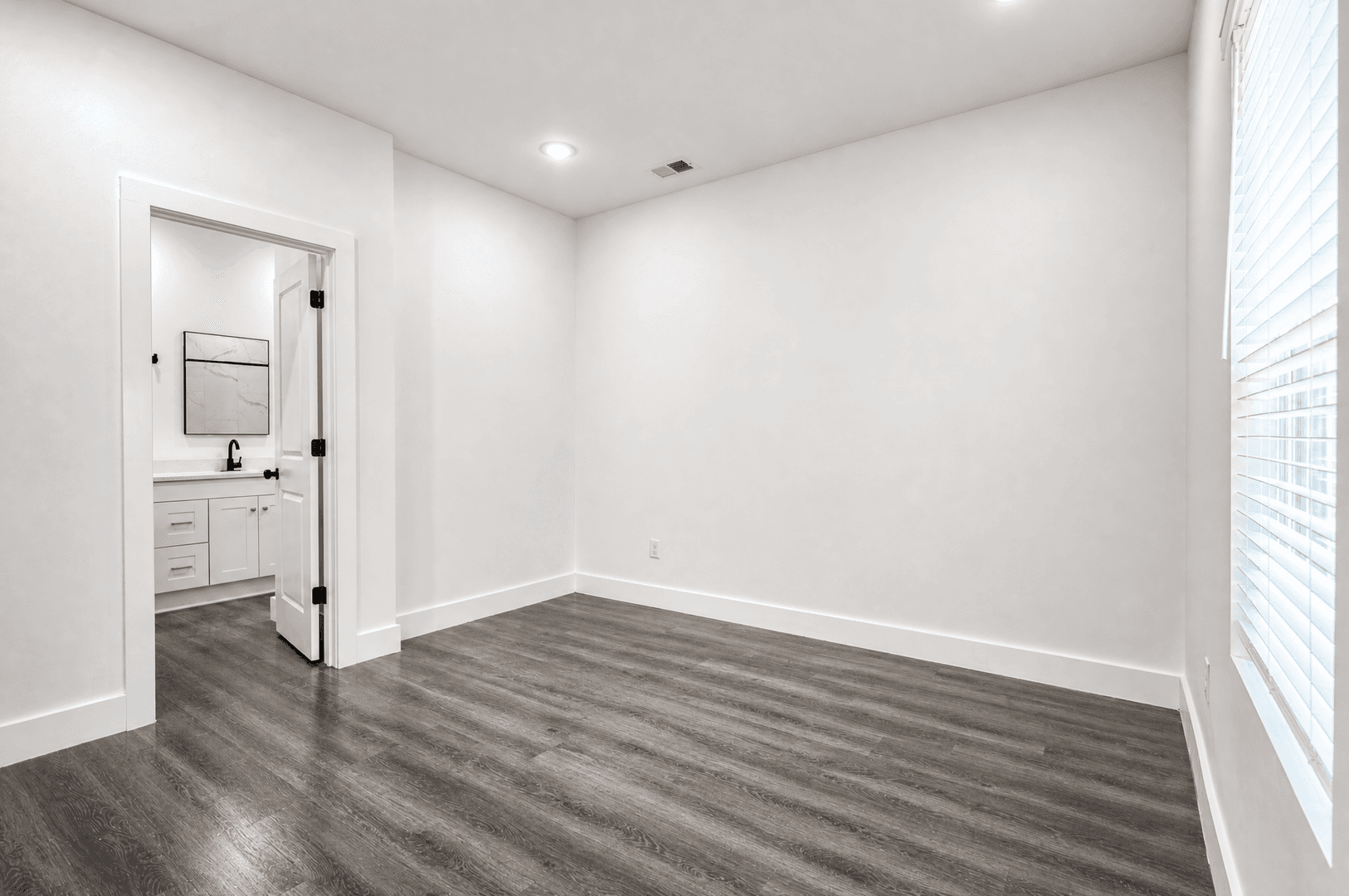Inman Apartment: 1202 Chelsey Ln