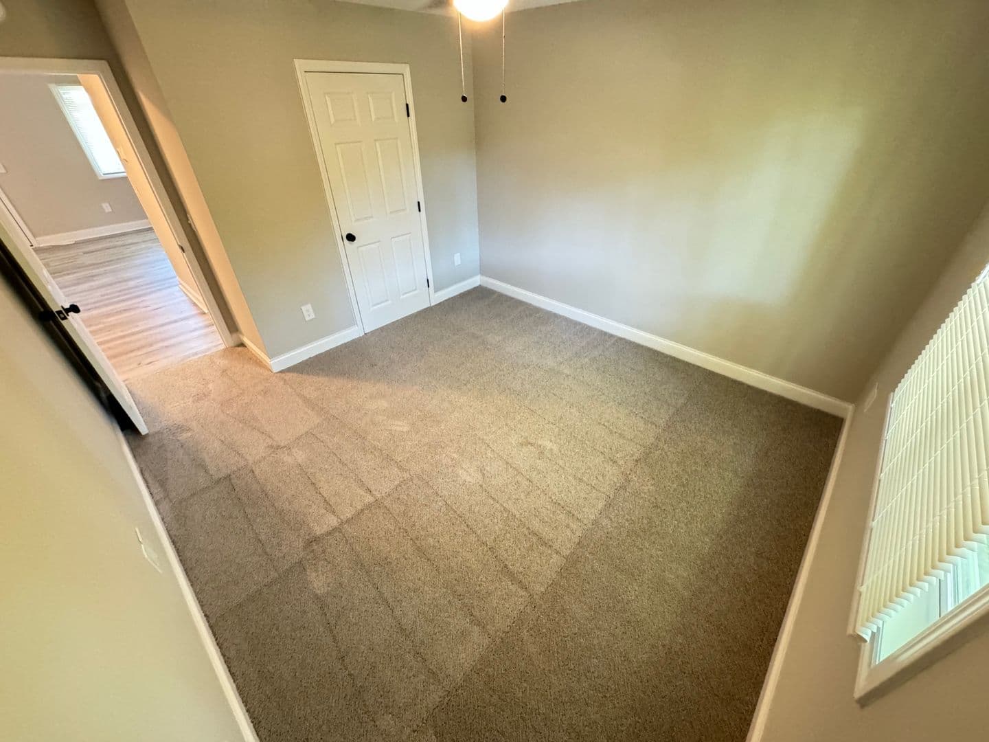 Concord Apartment: Tribune Avenue