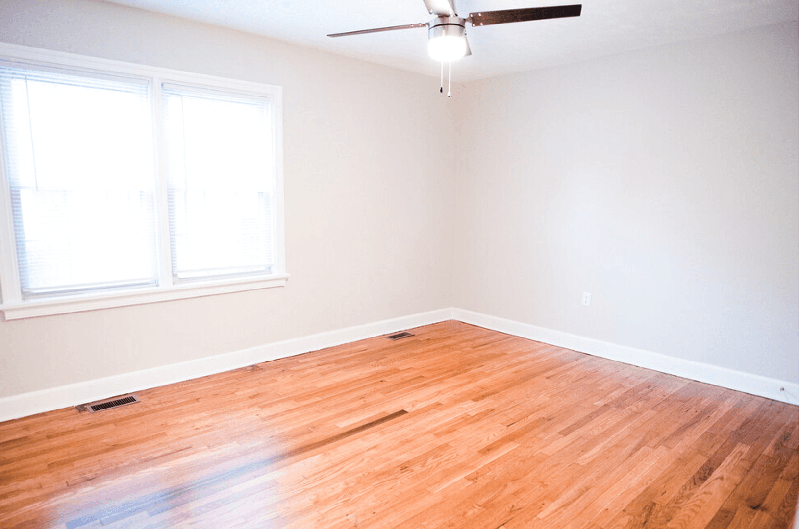 Fayetteville Apartment: 1107 W Rowan St