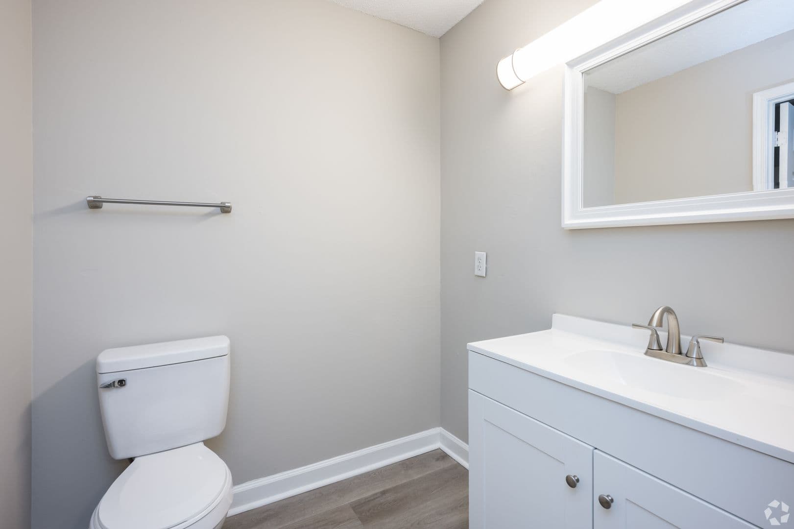 Gaffney Apartment: 112 Martin Lane