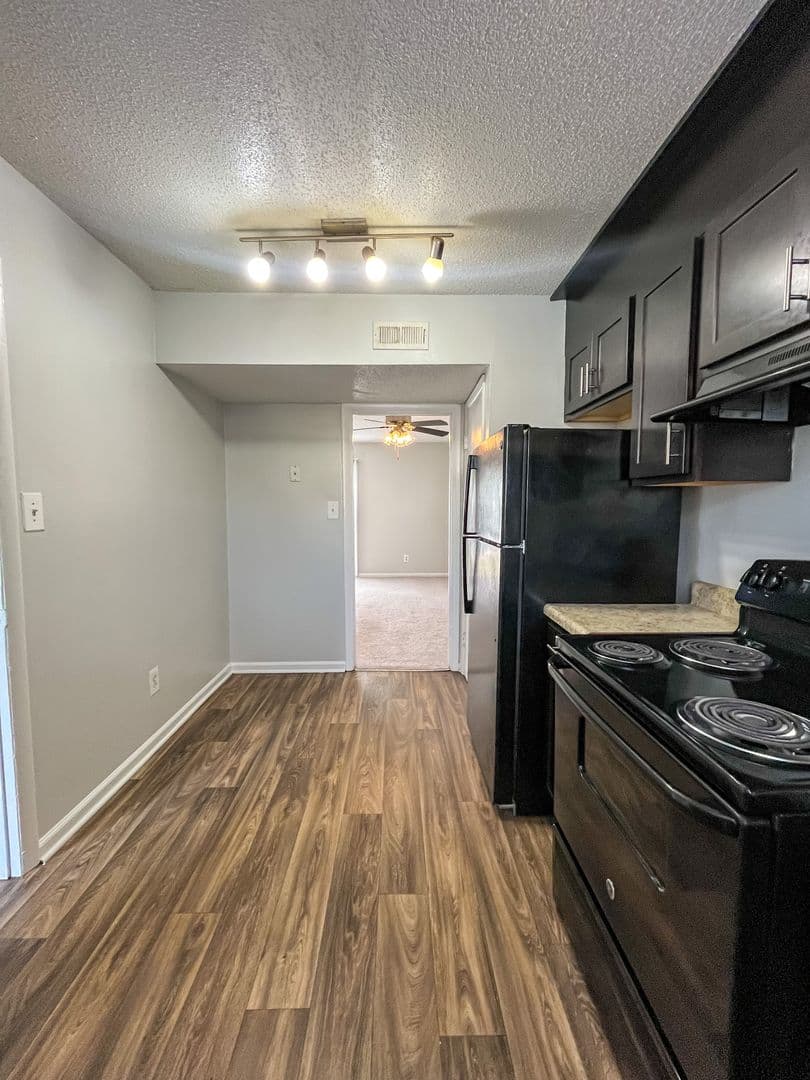 Jacksonville Apartment: 301 Village Drive