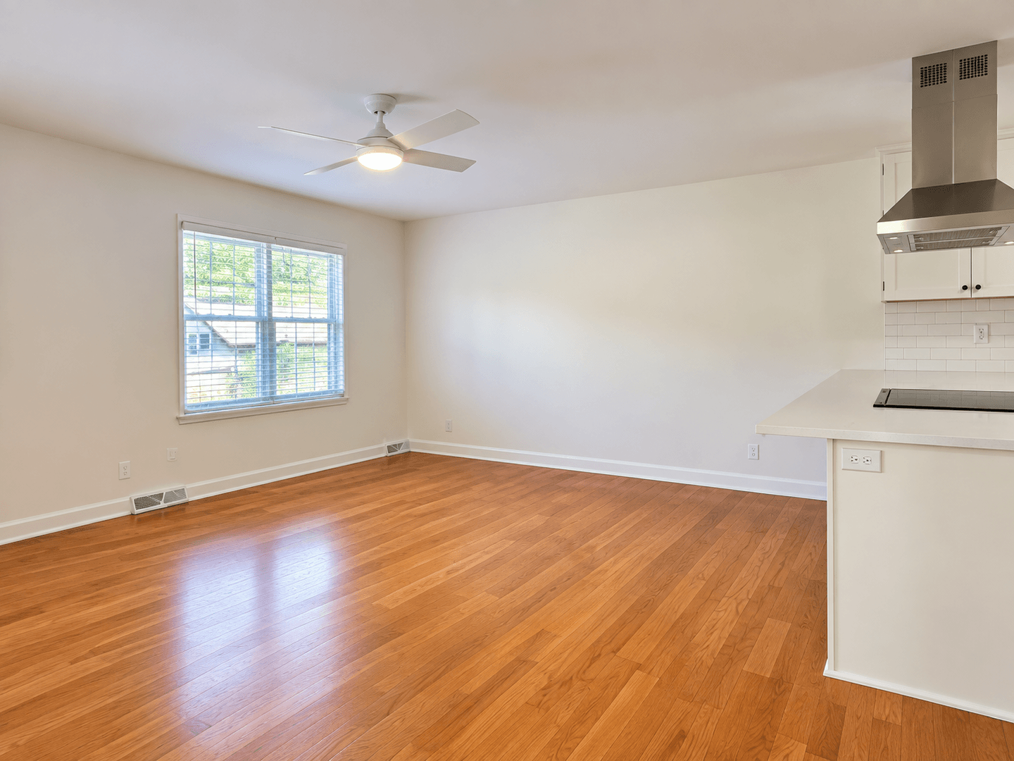 Charlotte House: 3506 Redstones Rd