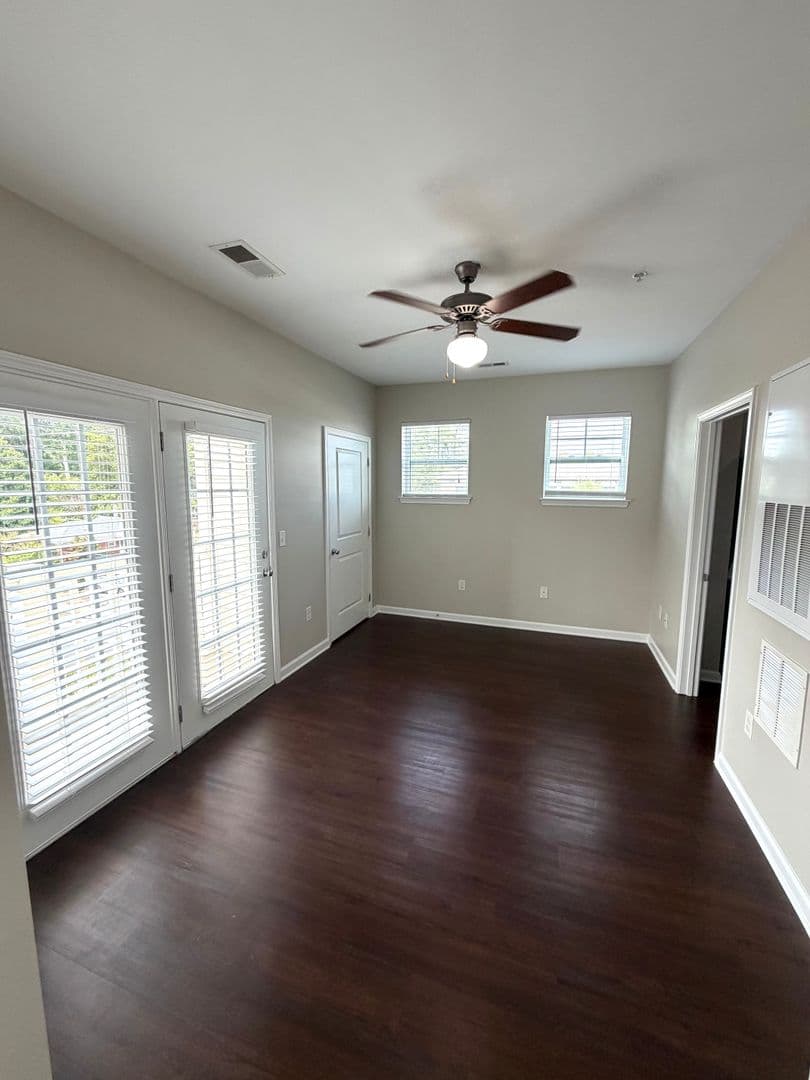 Charlotte Apartment: 4310 Park Rd