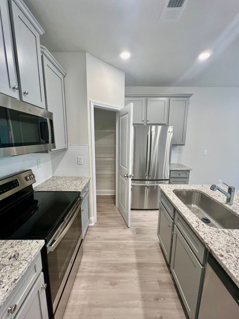 Matthews Townhome: 8204 Mintworth Links Lane