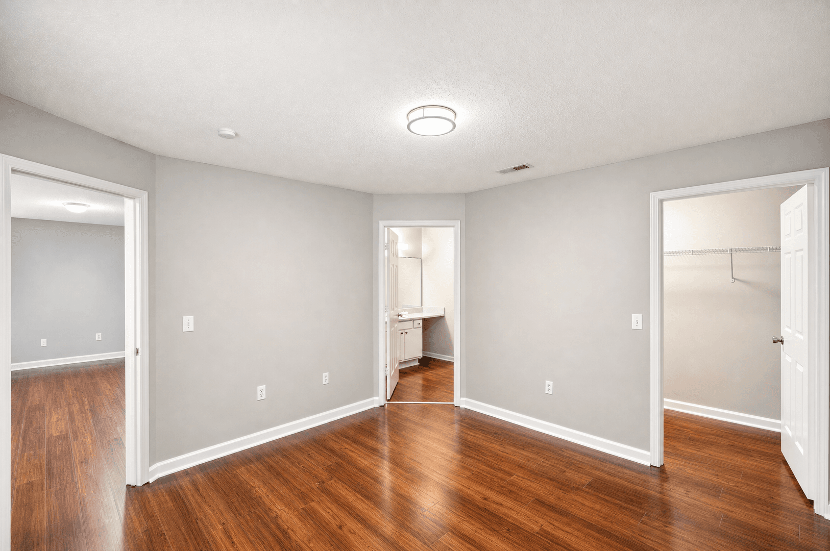 Gaffney Apartment: 112 Martin Lane