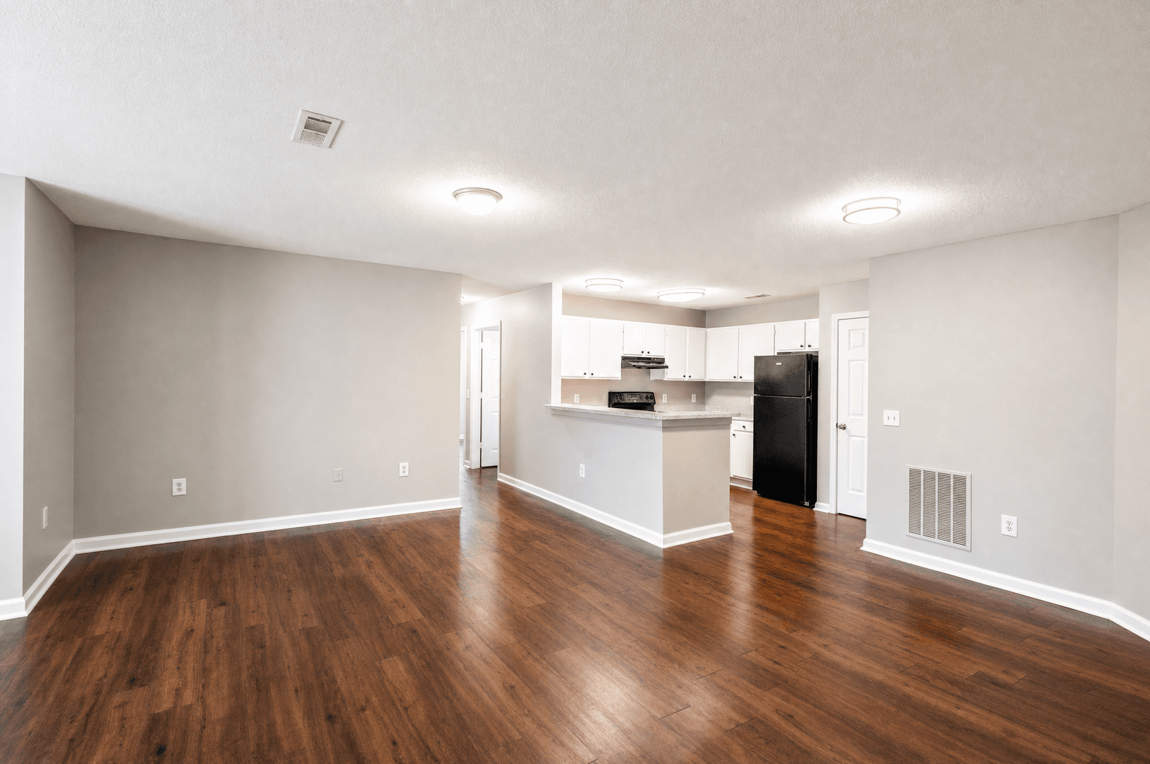 Gaffney Apartment: 112 Martin Lane