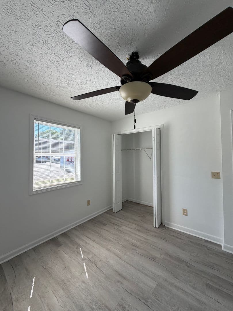 Dallas Apartment: 103 Mindy Lane