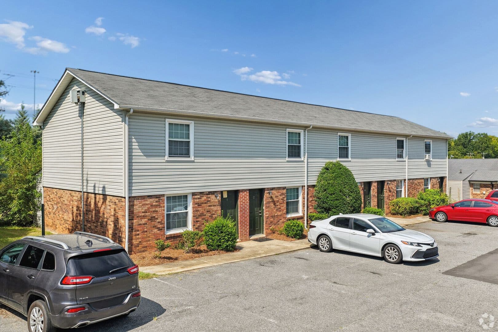 Charlotte Apartment: 5822 Cedars East Ct