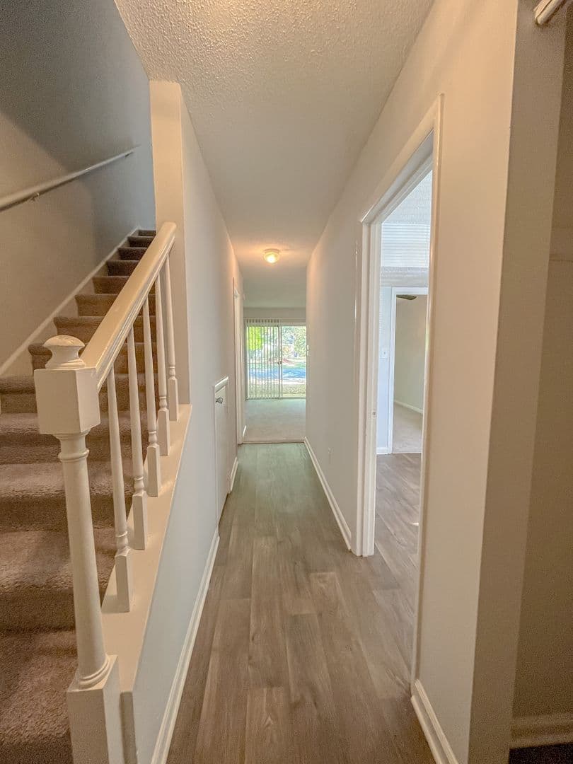 Jacksonville Apartment: 301 Village Drive