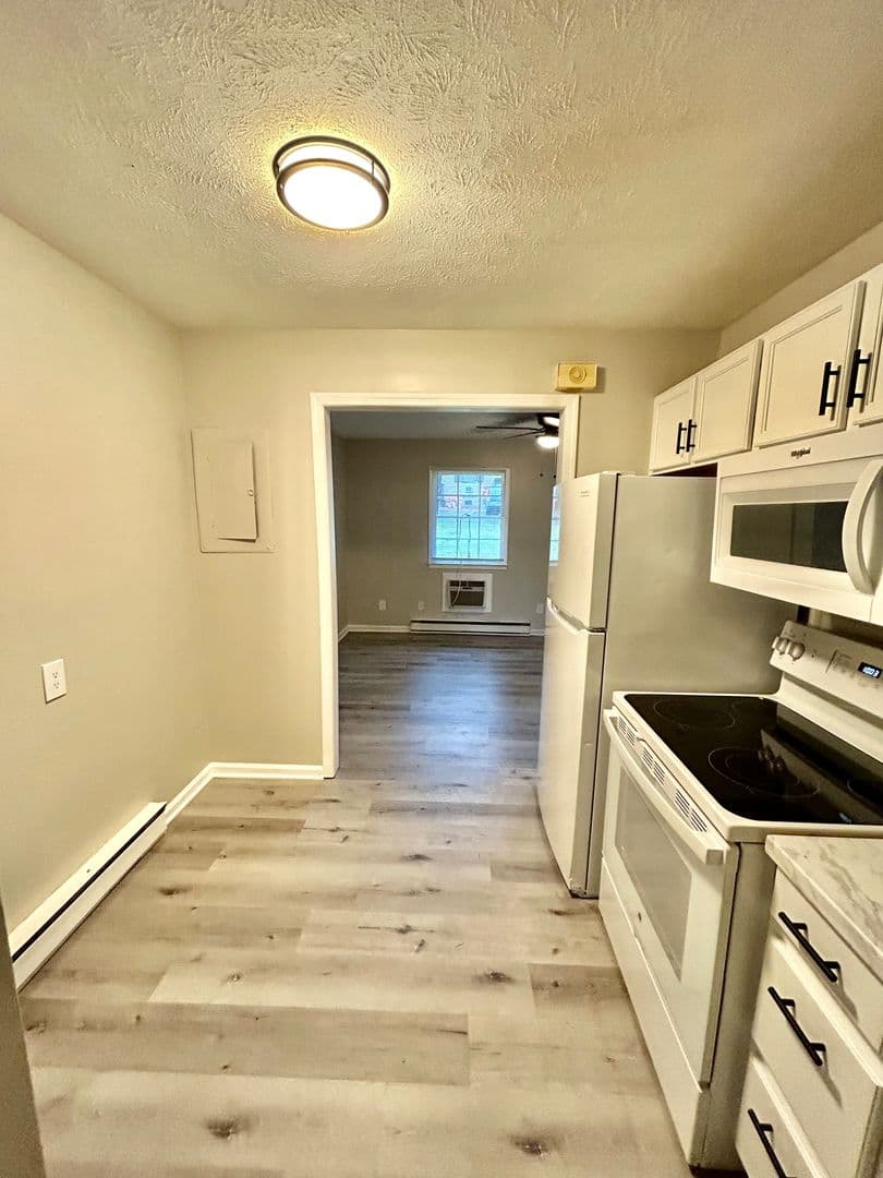 Fayetteville Apartment: 7569 Faraday Place