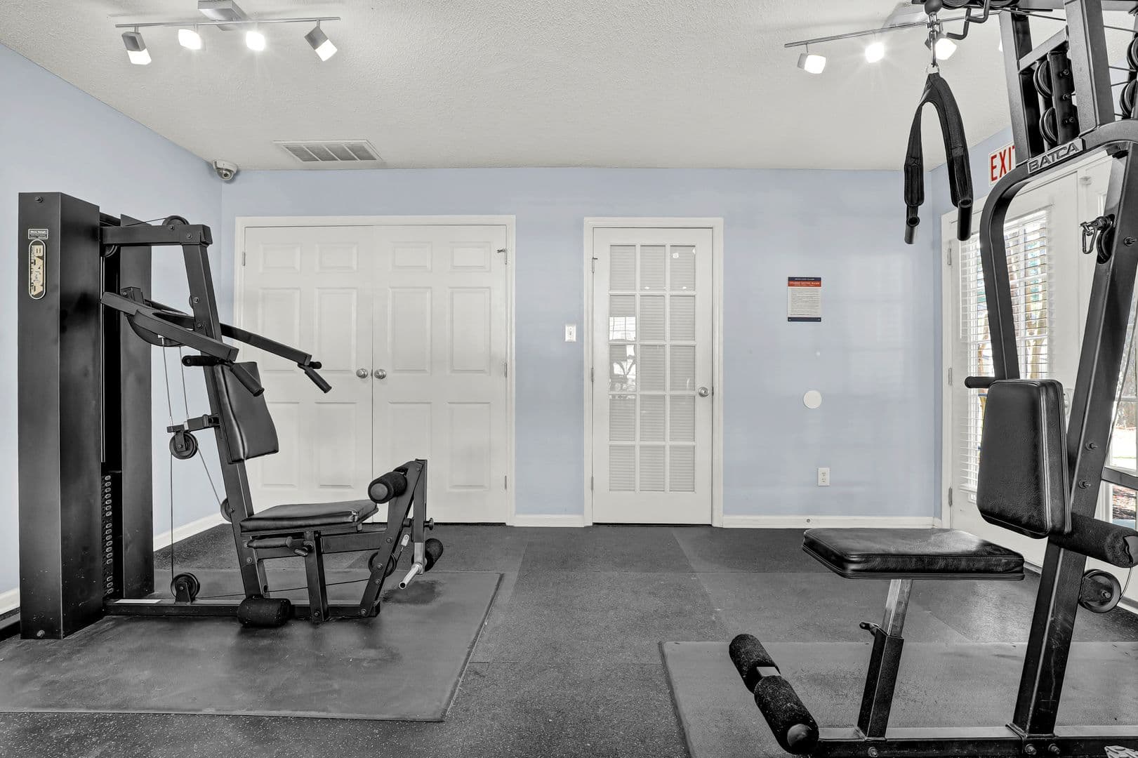 Jacksonville Apartment: 301 Village Drive