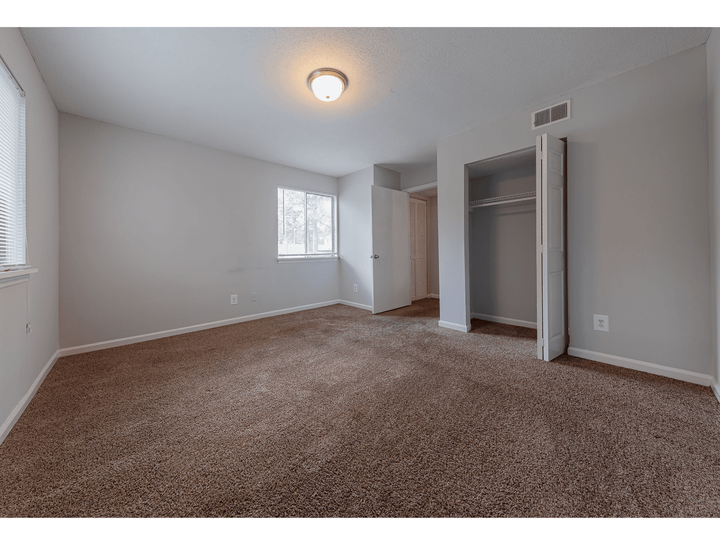 Jacksonville Apartment: 301 Village Drive
