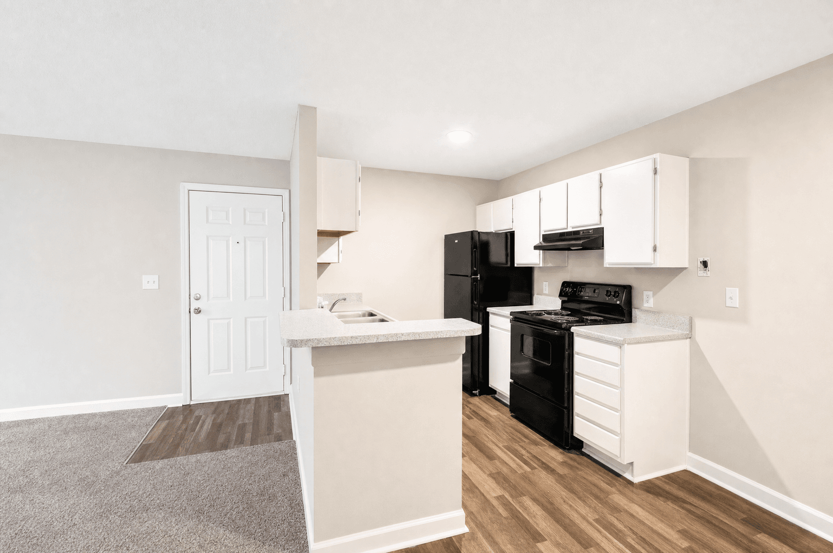 Gaffney Apartment: 112 Martin Lane