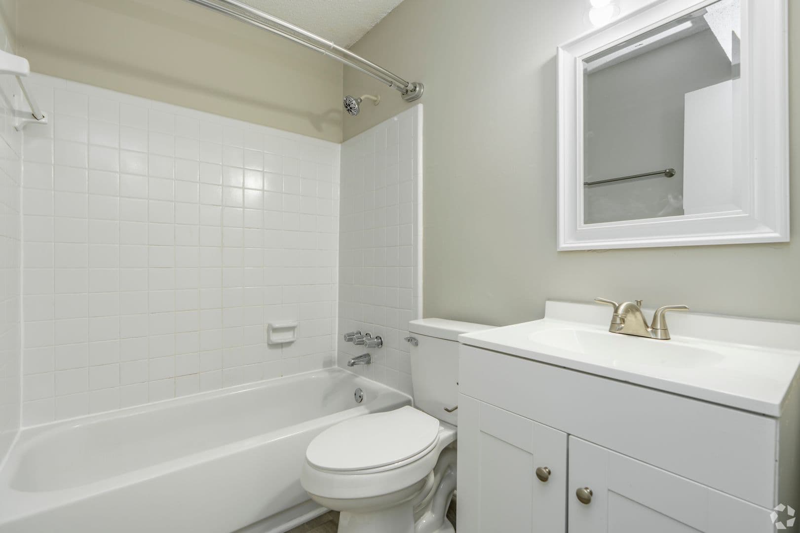 Mount Holly Townhome: 300 E Charlotte Ave