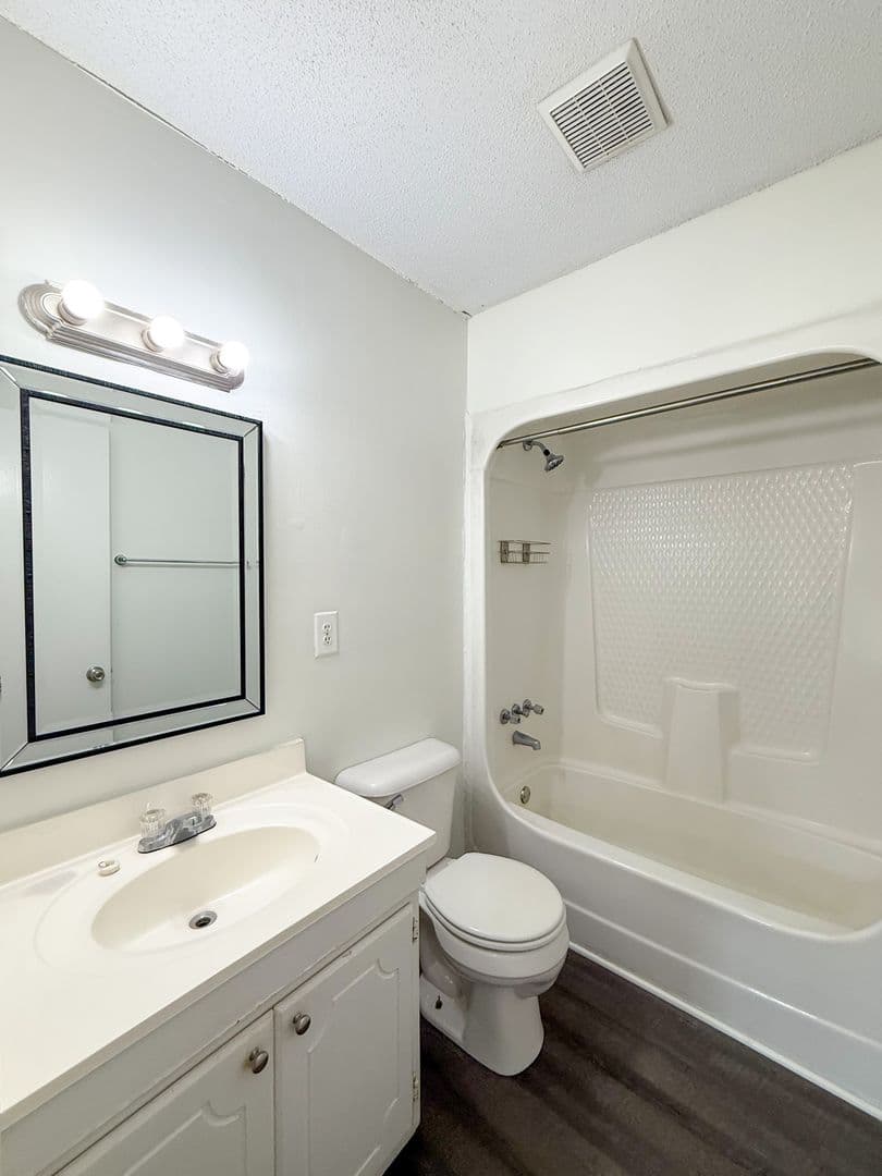 Jacksonville Apartment: 301 Village Drive