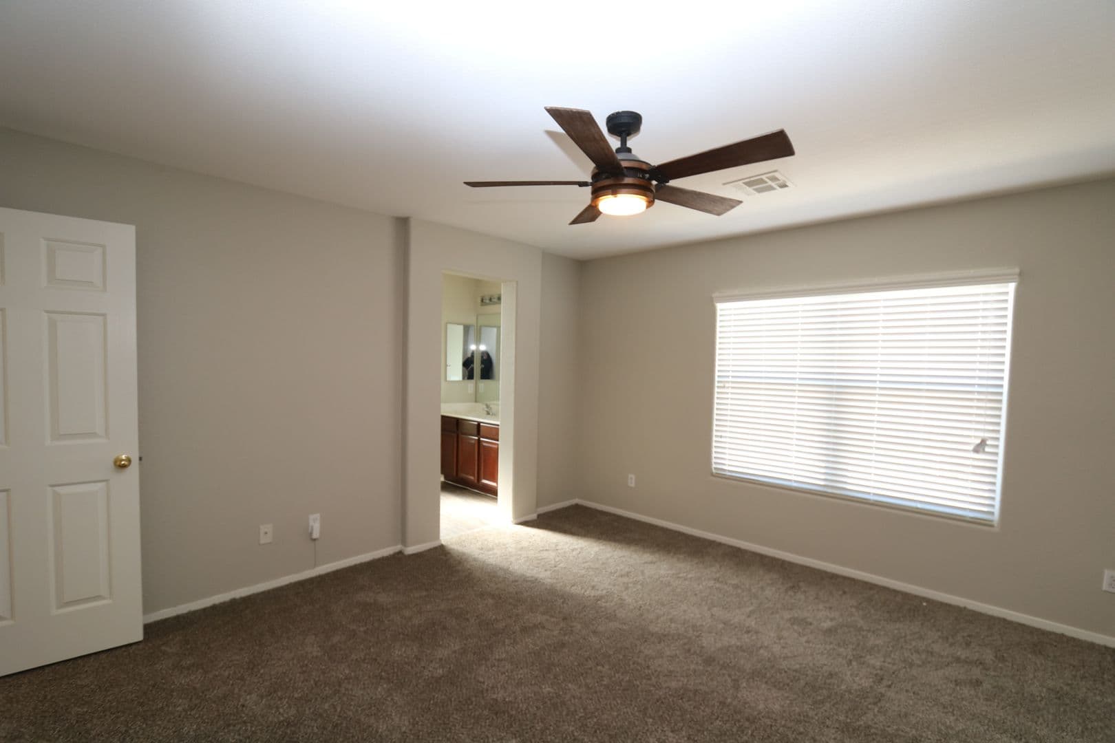 Las Vegas House: 8947 College Green