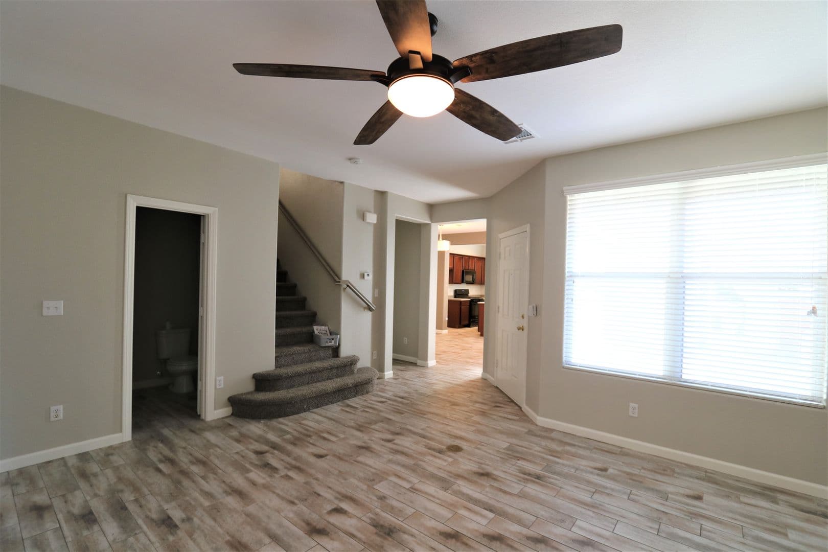 Las Vegas House: 8947 College Green