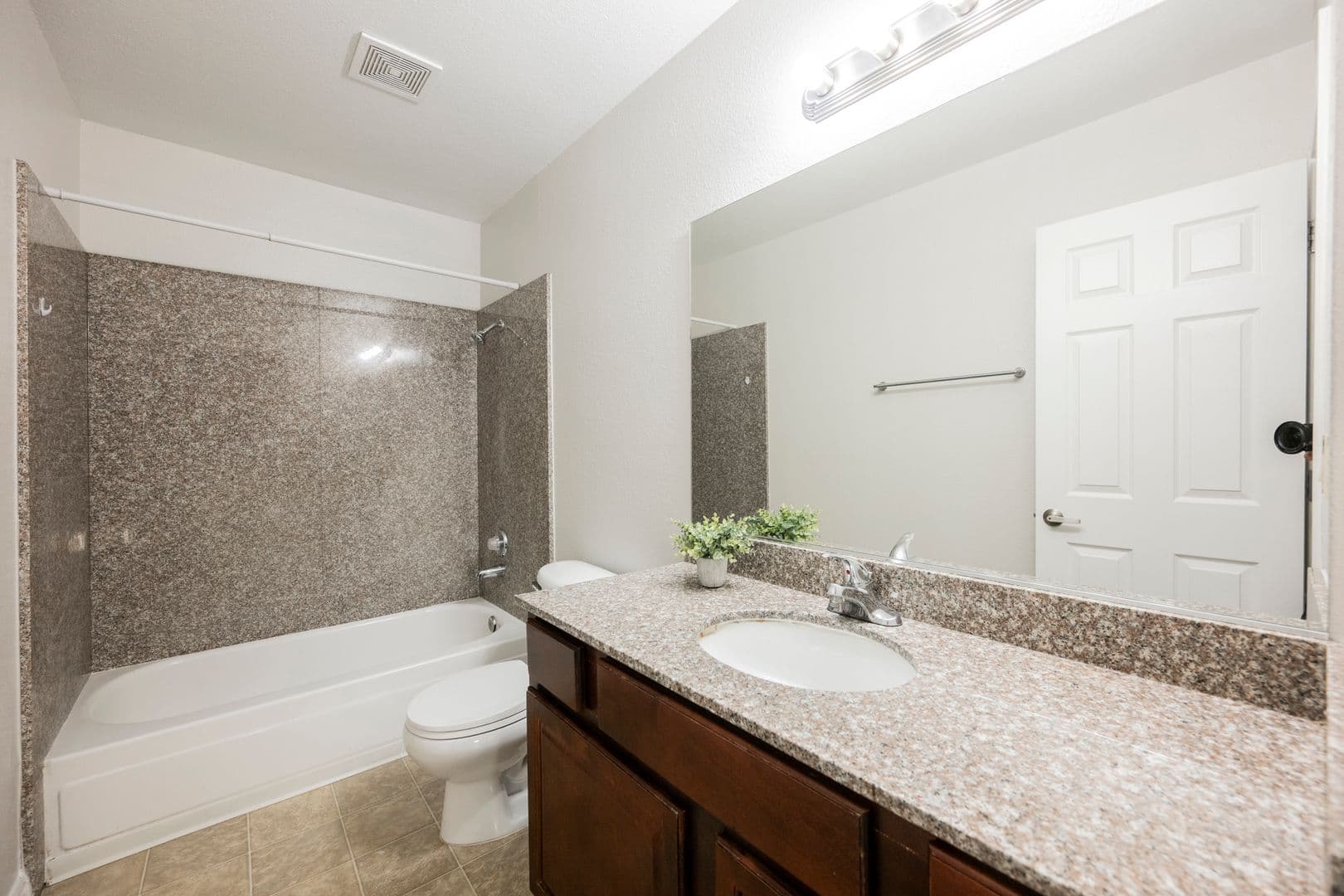 Las vegas House: 4921 Indian River Drive #120