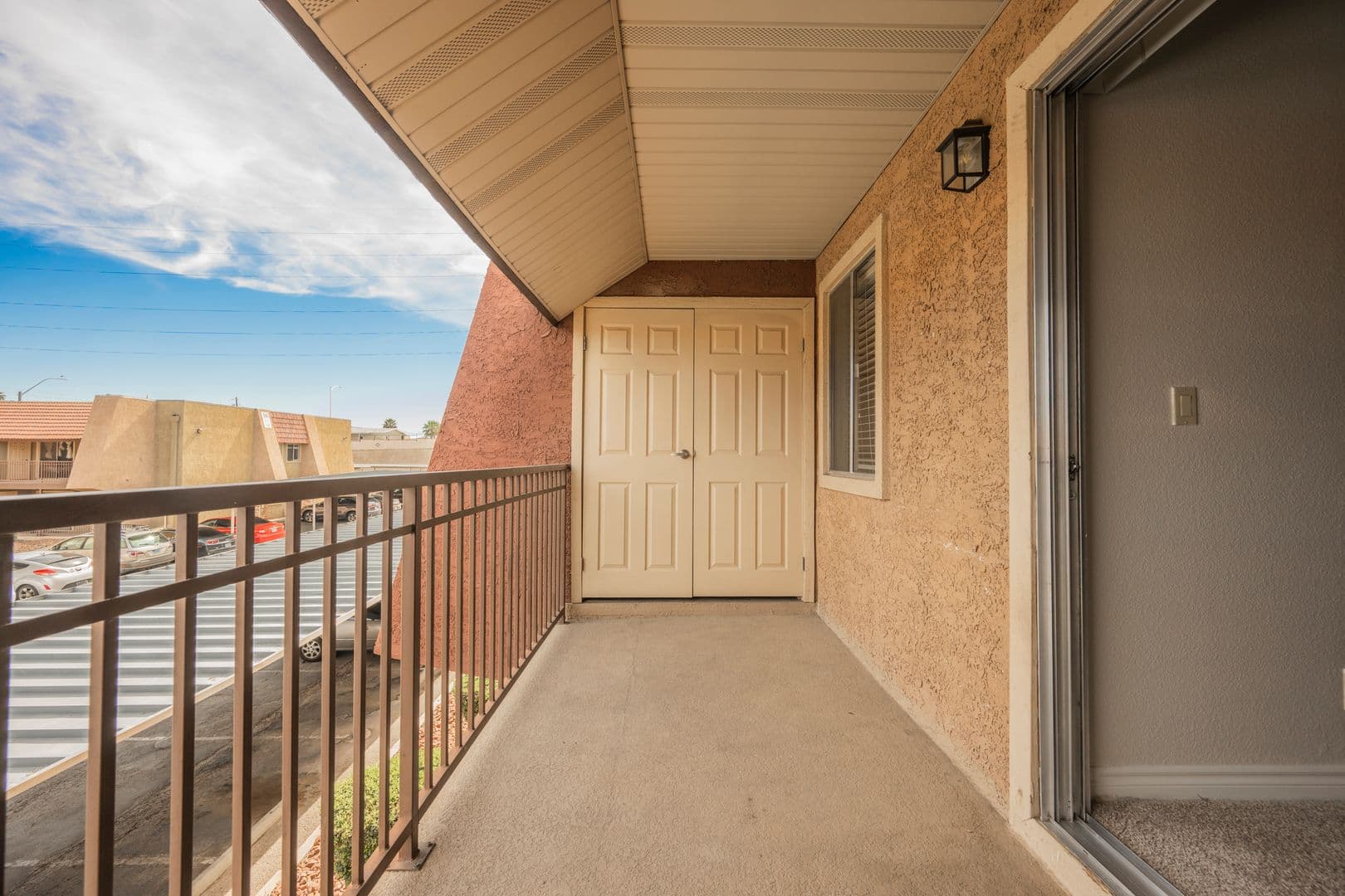 Las vegas House: 4921 Indian River Drive #120