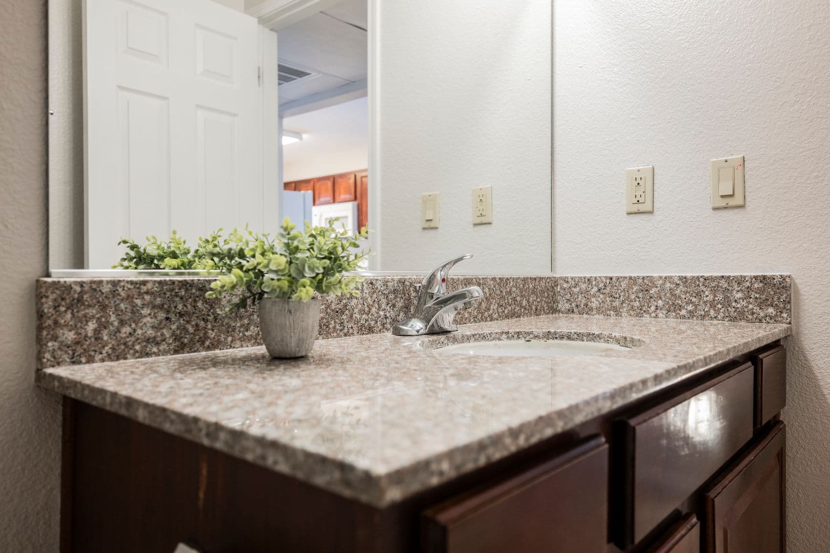 Las vegas House: 4921 Indian River Drive #120