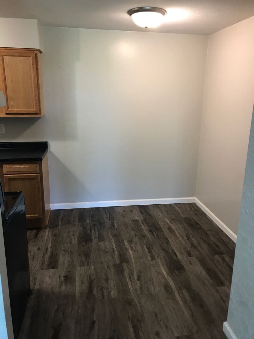 Washington Apartment: 1927 & 1931 Canterbury