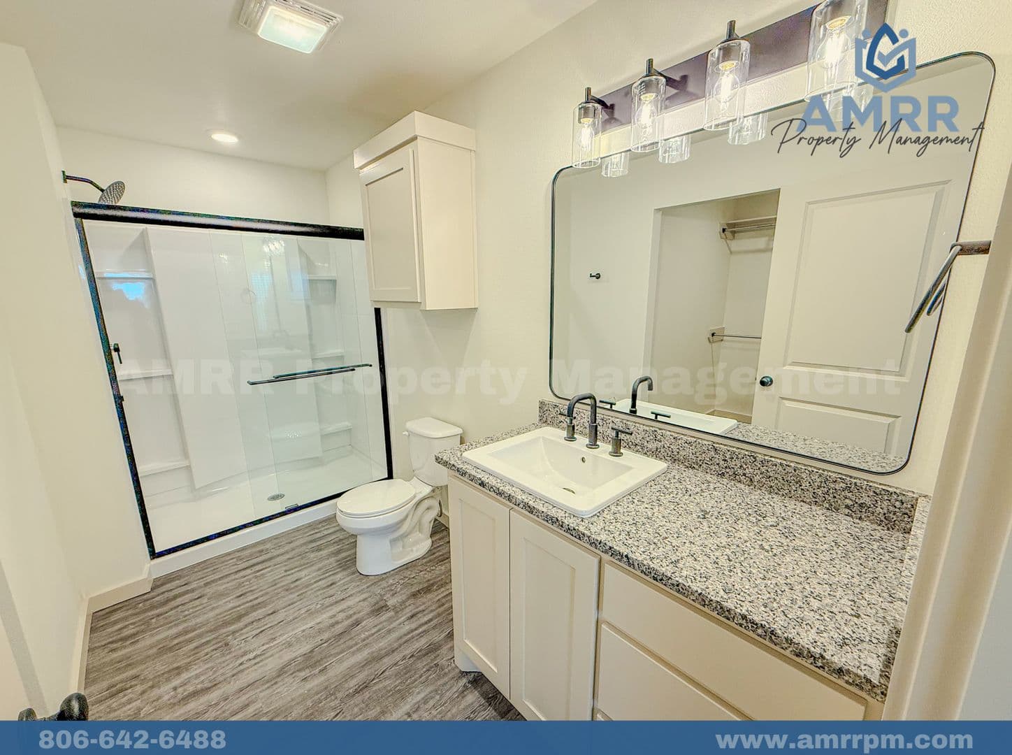 Lubbock House: 304 E 80th St