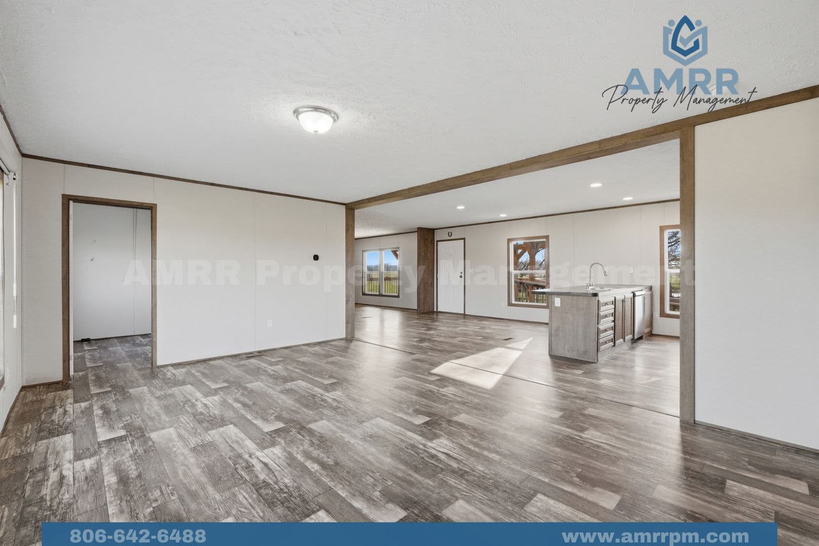 Pea Ridge Apartment: 15321 Guthrie Rd